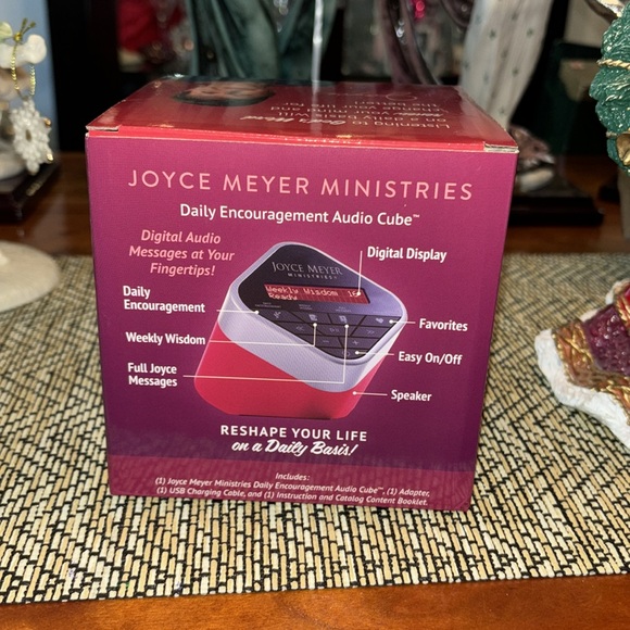 Joyce Meyer Ministries Devotional Cube - Picture 3 of 6